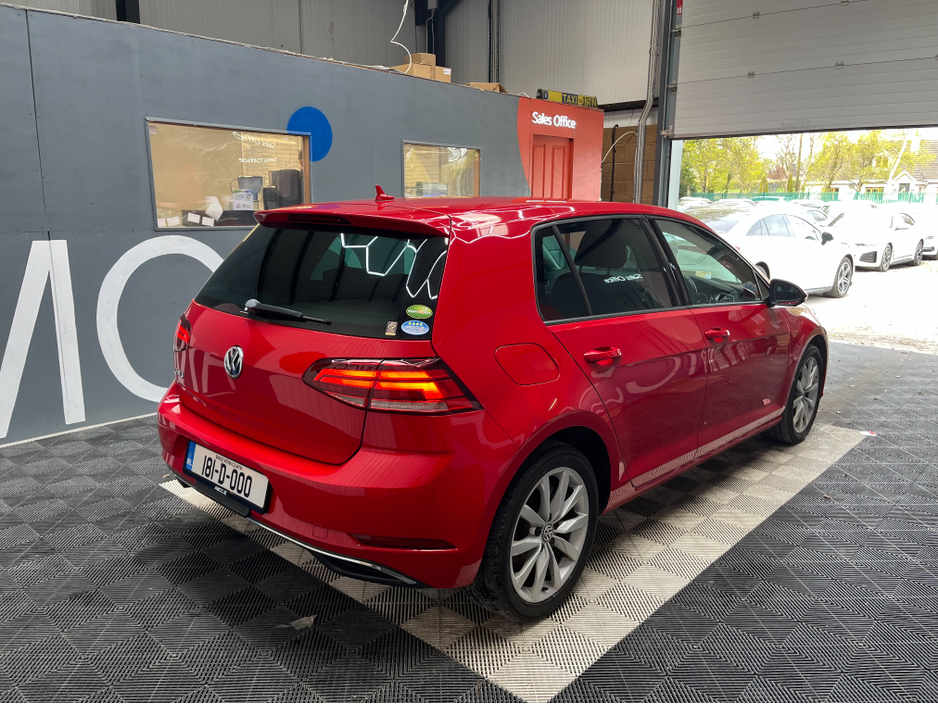 2018 Volkswagen Golf - image 2