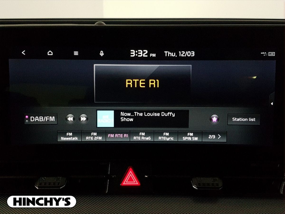 2025 Kia Sportage - image 14