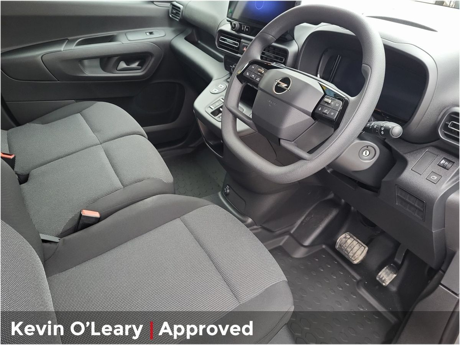 2026 Opel Combo - image 4