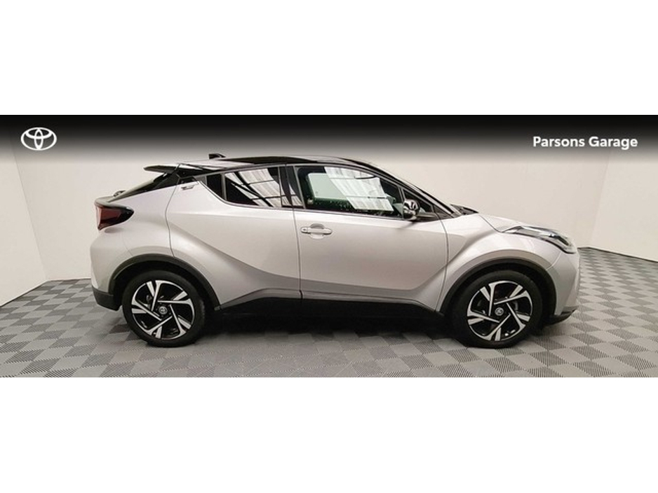 2023 Toyota C-HR - image 3