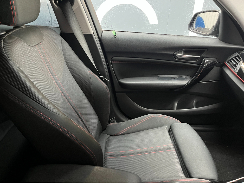 2017 BMW 1 Series €16950! 2017 BMW 1 SERIES AUTOMATIC 118D SPORT / REVERSE CAMERA €16,950