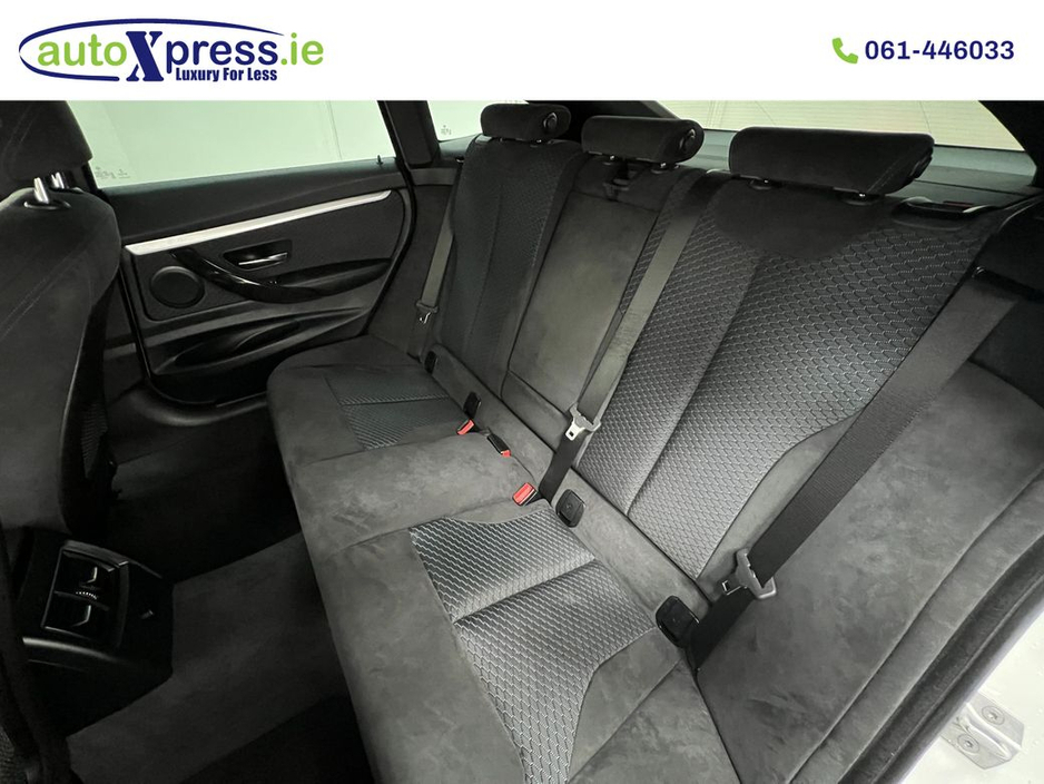 2017 BMW 3 Series - image 4