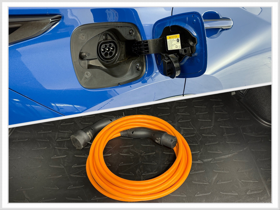 2025 Lexus NX 450 h+ - image 14