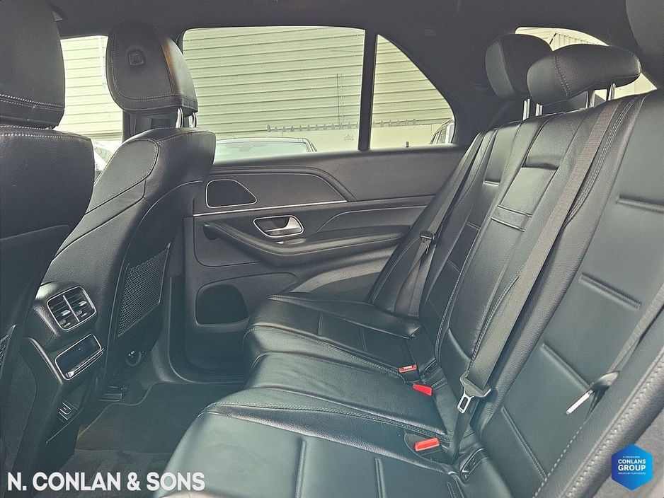 2021 Mercedes-Benz GLE Class - image 3
