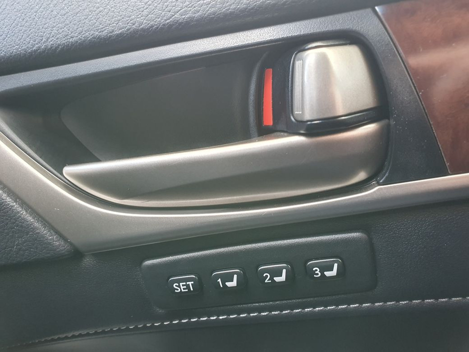 2014 Lexus GS 450 h - image 10