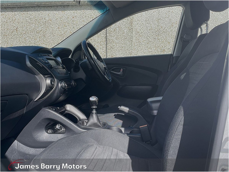 2014 Hyundai ix35 - image 7