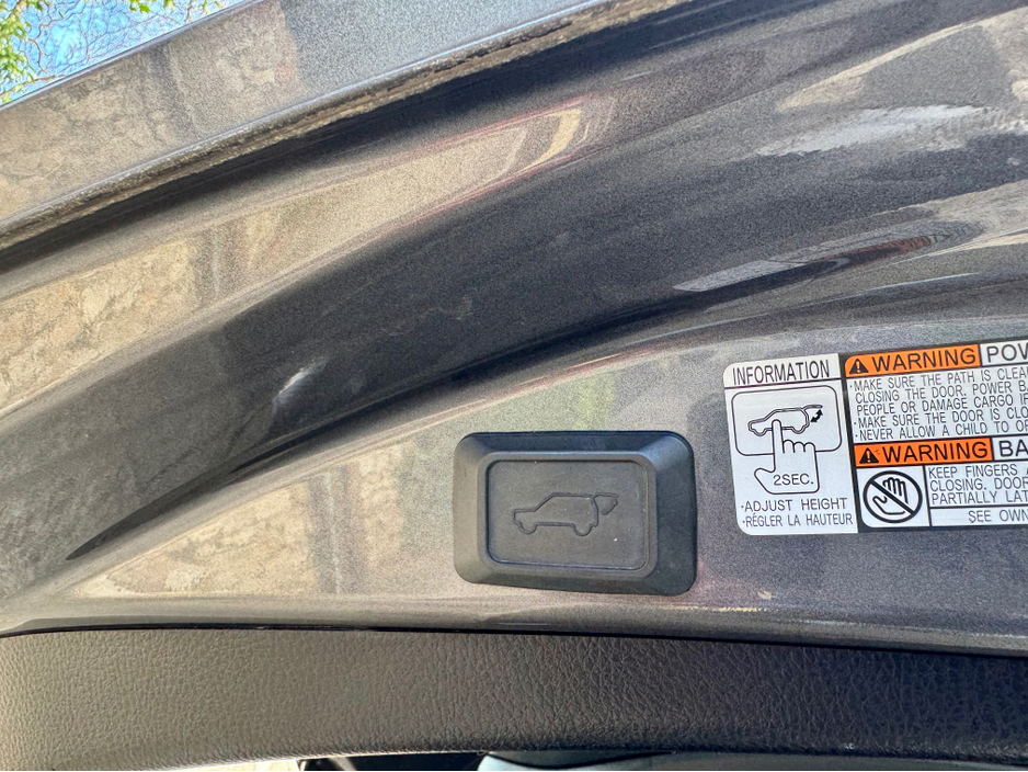 2017 Toyota Rav4 - image 20