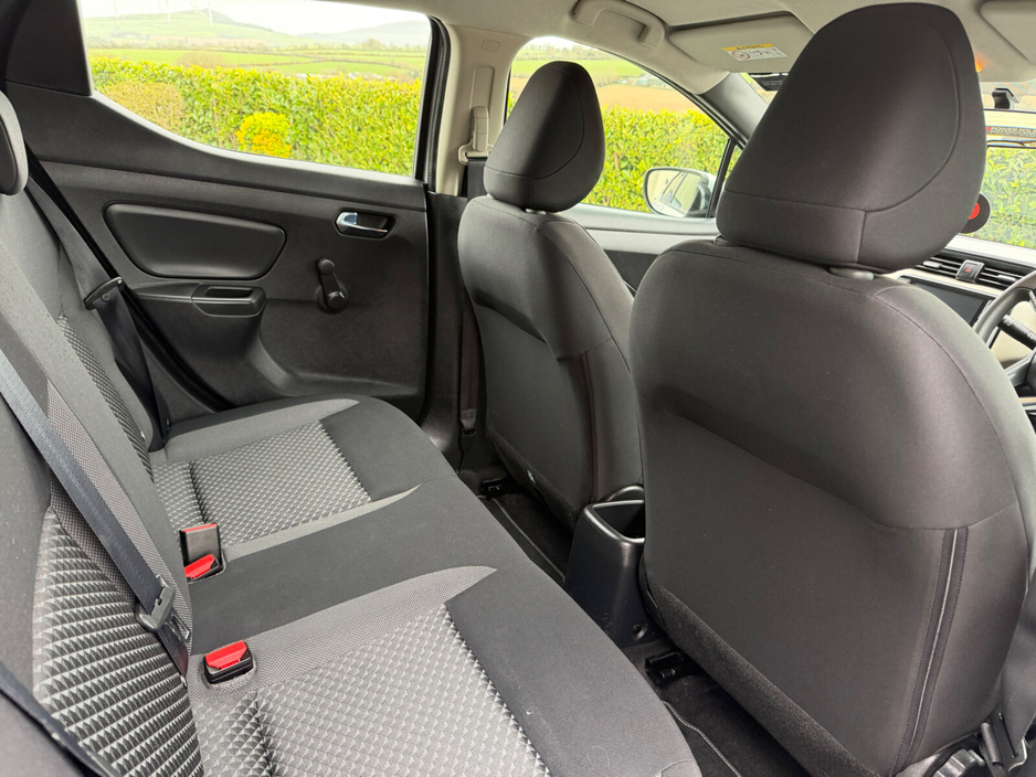 2022 Nissan Micra - image 14
