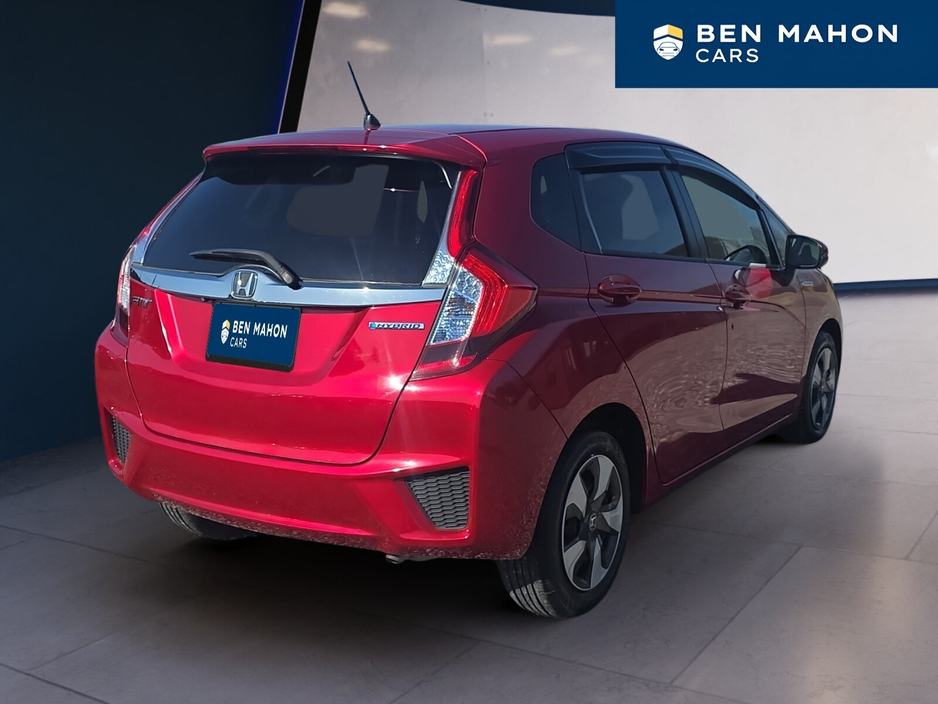 2017 Honda Fit - image 5