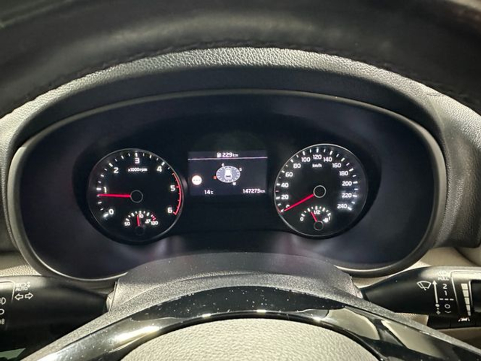 2019 Kia Sportage - image 24