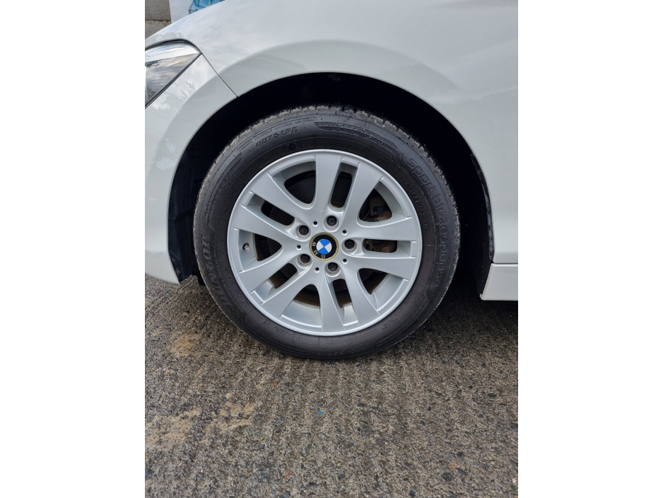 2015 BMW 1 Series - image 23