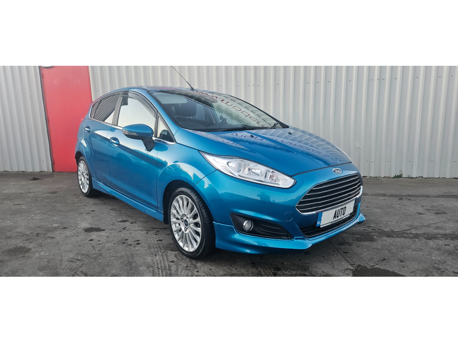 2014 Ford Fiesta auto 1.0 eco zetec s/titanium fully loaded low kms €8,750