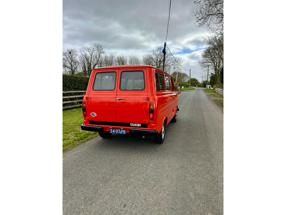 1976 Ford Transit Custom Kombi - image 9