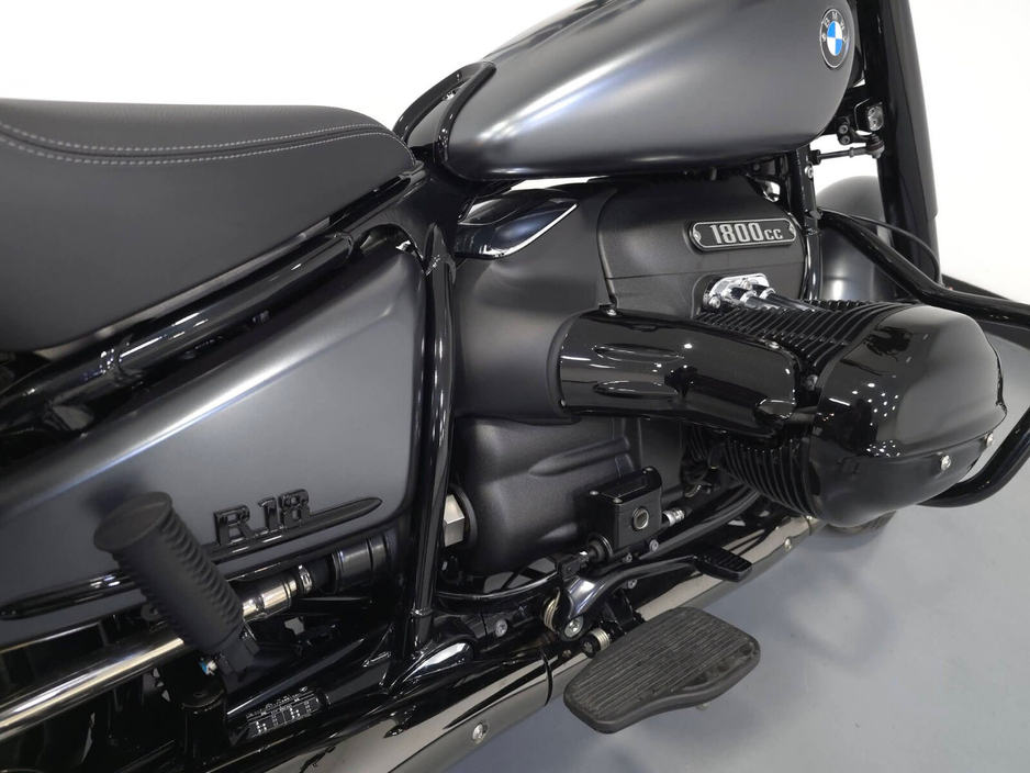 2023 BMW R18 - image 10