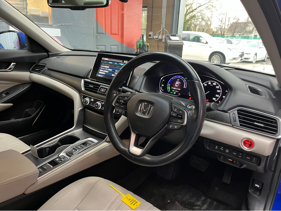 2020 Honda Accord €27950! 2020 HONDA ACCORD EX 2.0 AUTOMATIC / CRUISE CONTROL / REVERSE CAMERA / ELECTRIC MEMORY & HEATED SEATS / PANORAMIC SUNROOF / PADDLE SHIFTERS / APPLE CARPLAY €27,950