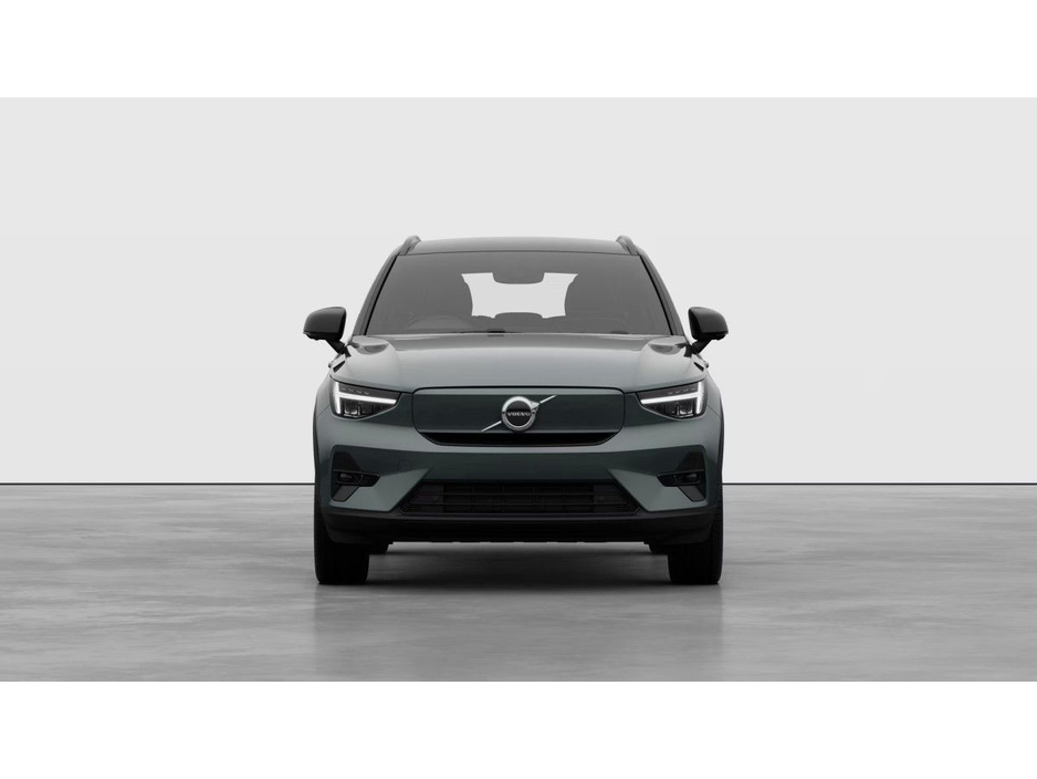 2026 Volvo EX40 - image 3