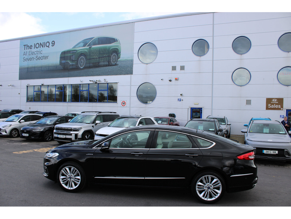 2019 Ford Mondeo - image 2