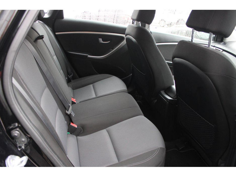 2015 Hyundai i30 1.6 CRDI SE BL/DR 110PS 5DR €7,950