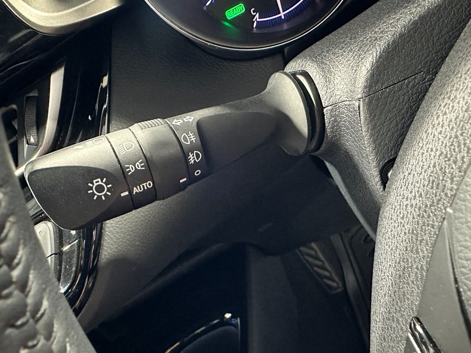 2022 Toyota C-HR Self Charging Hybrid Sol Automatic €25,800