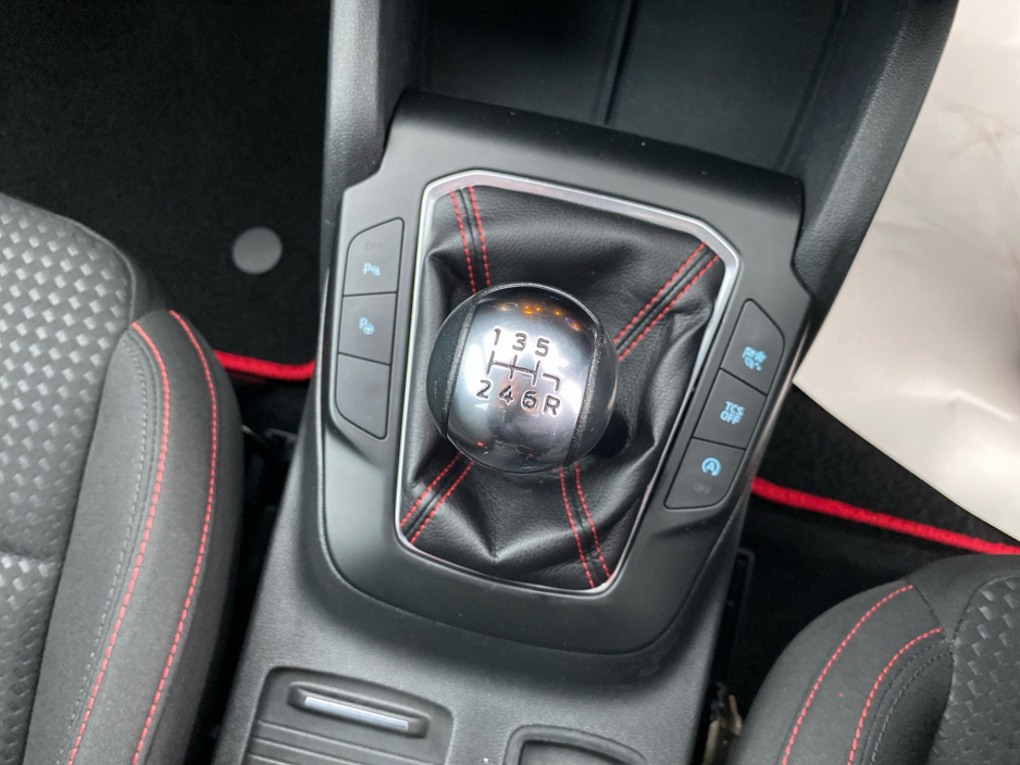 2022 Ford Focus ST-Line 1.0 MHEV 125BHP.. 18 Alloys and Camera €23,500