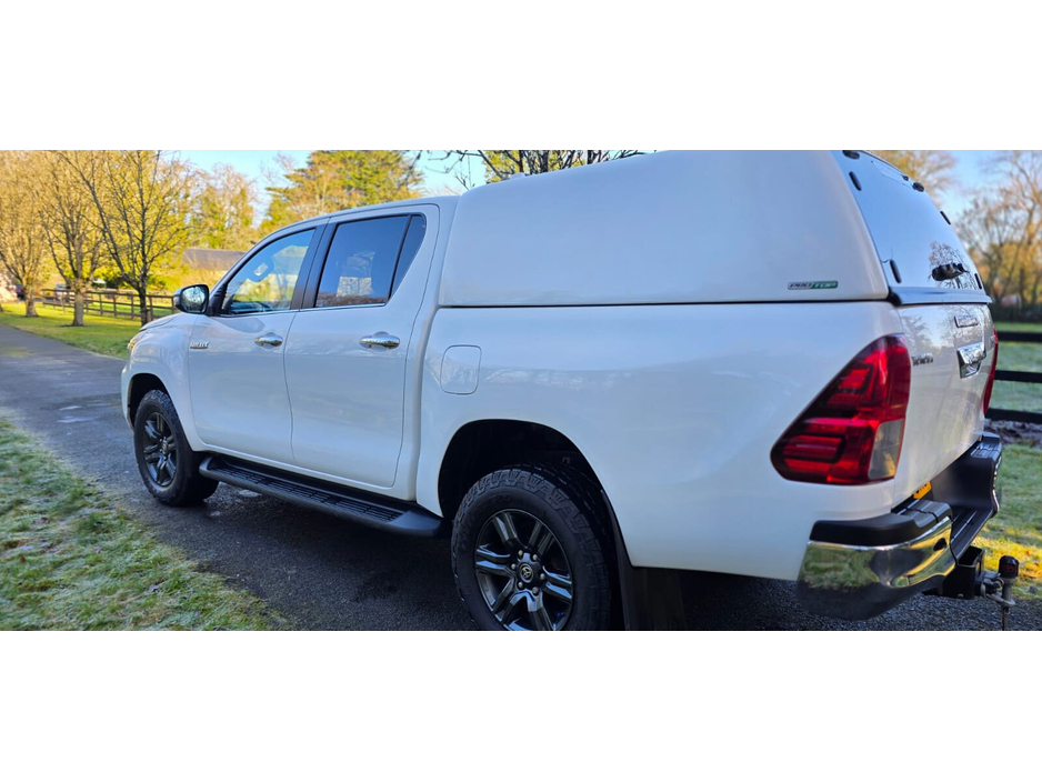2022 Toyota Hilux  €31,950