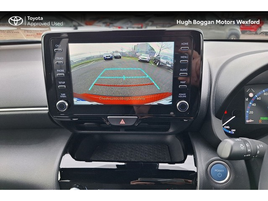 2024 Toyota Yaris Cross LUNA SPORT BITONE, MINT CONDITION €29,995