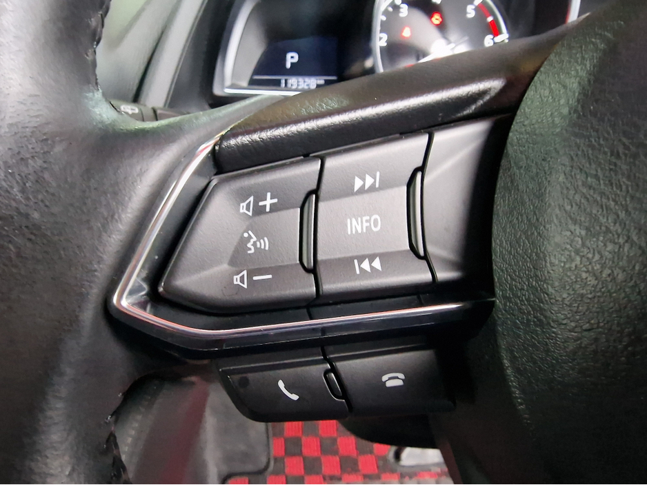 2017 Mazda Mazda2 - image 16