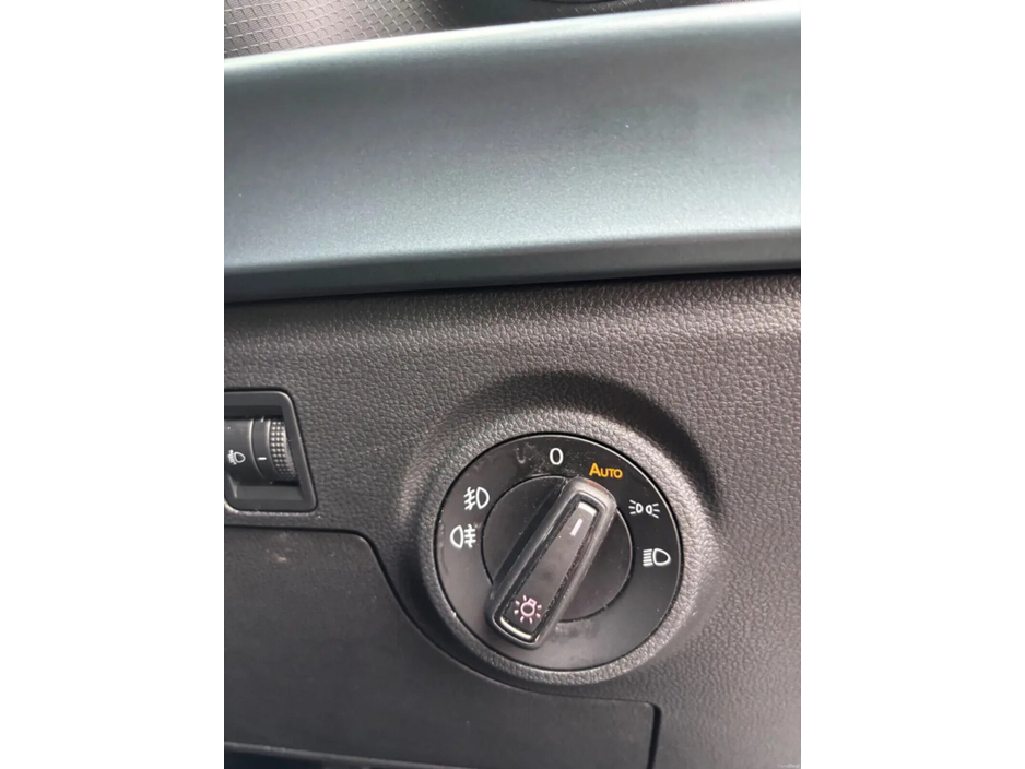 2023 SEAT Arona - image 21