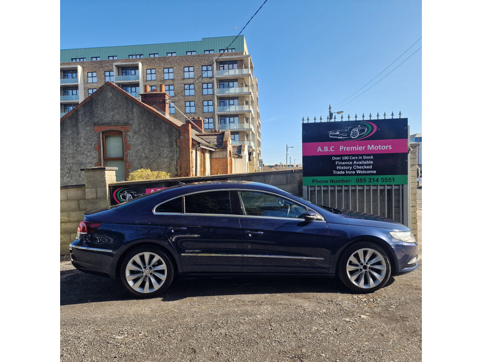 2015 Volkswagen CC - image 2