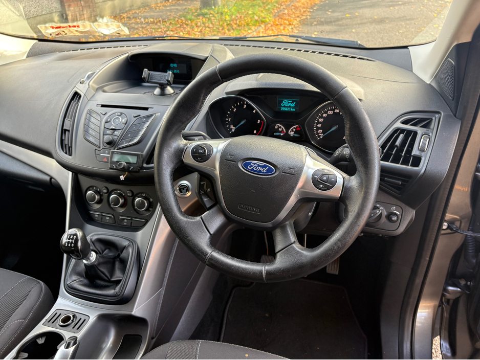 2016 Ford Kuga COMMERCIAL ZETEC 2SEATS 2.0 120PS FW FWD 4DR €6,950