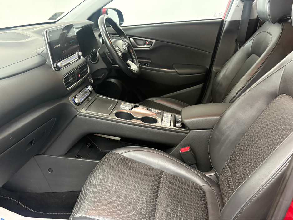 2020 Hyundai Kona - image 10