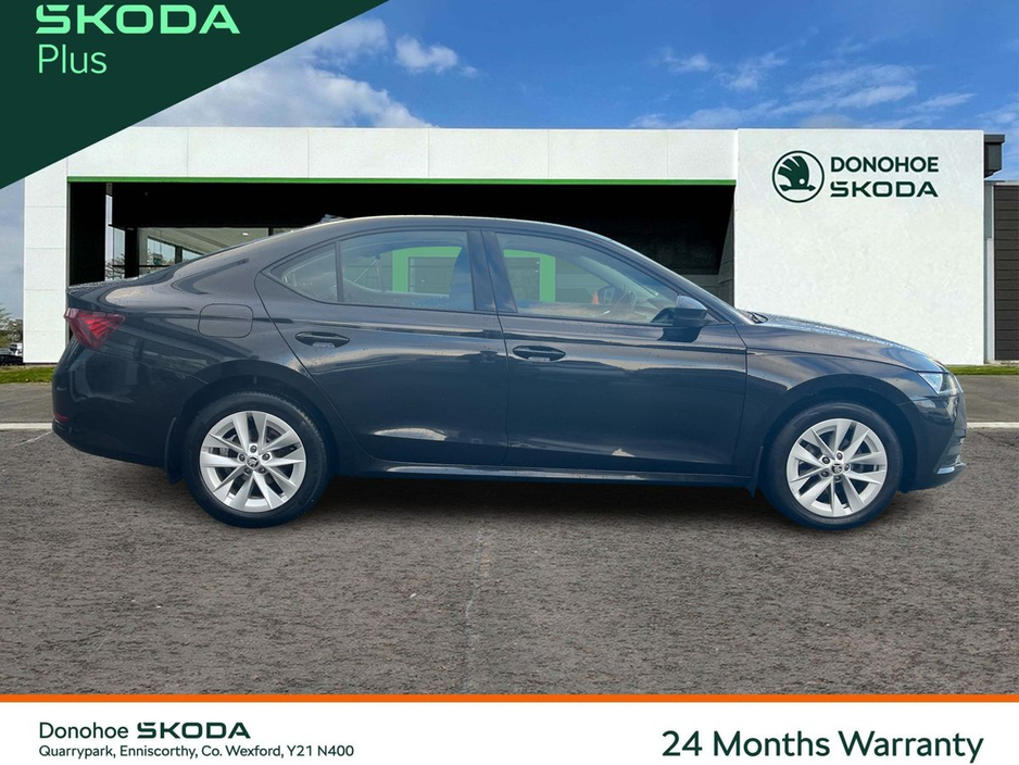 2024 Skoda Octavia - image 4