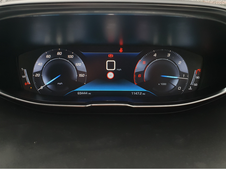 2020 Peugeot 3008 ALLURE 1.5 BLUE HDI 130BHP MANUAL NCT 02/28 FINANCE AVAILABLE @ €81 PER WEEK 2 KEYS/ HALF LEATHER SEATS/ TOUCH SCREEN MEDIA/ ANDROID AUTO/ APPLE CAR PLAY/ PARKING SENSORS/ HISTORY CHECKED €17,900