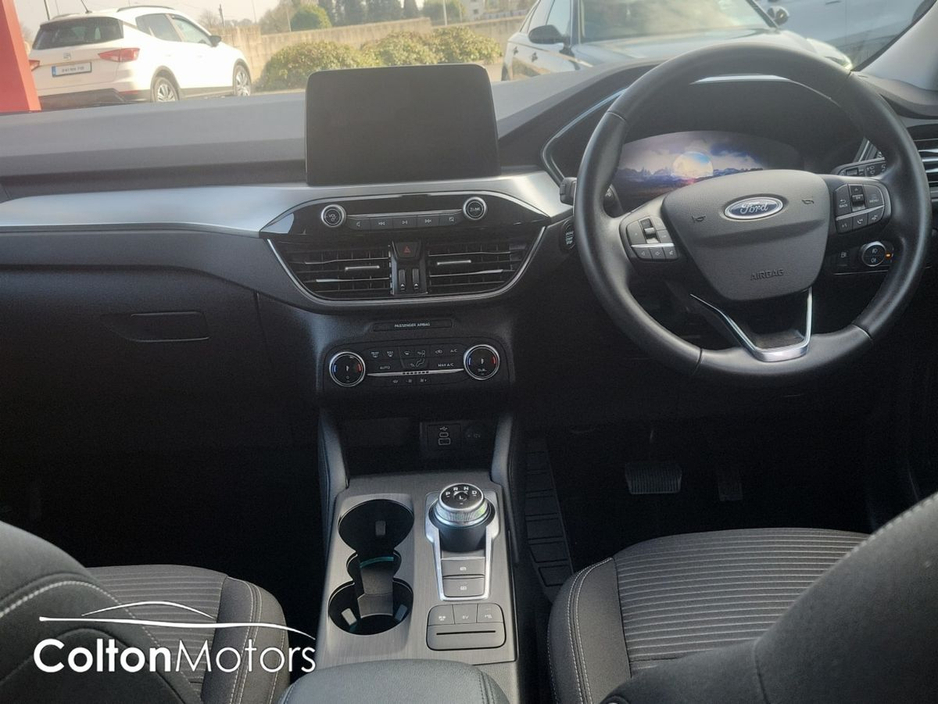 2024 Ford Kuga - image 8