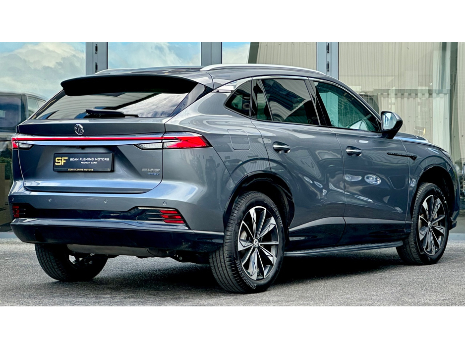 2025 MG HS - image 4