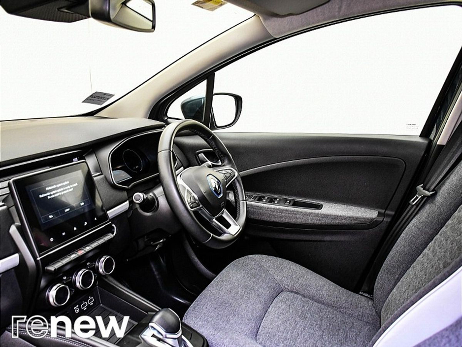 2022 Renault Zoe - image 5