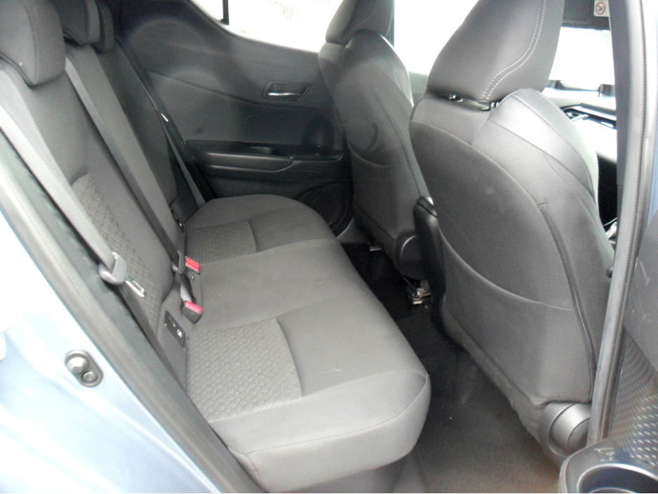 2023 Toyota C-HR - image 11