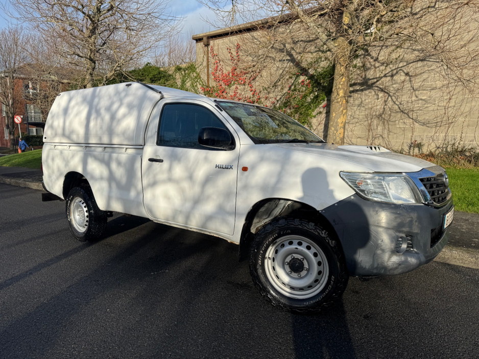 2016 Toyota Hilux ACTIVE D-4D 4X4 S/C HL2 2DR €7,950