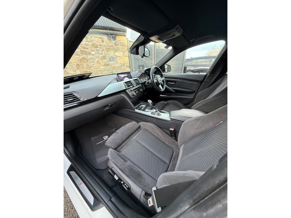 2014 BMW 3 Series  €14,995