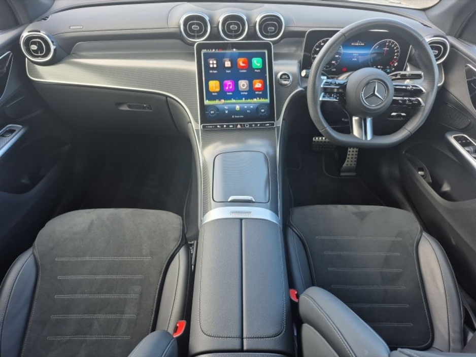 2025 Mercedes-Benz 300 - image 2