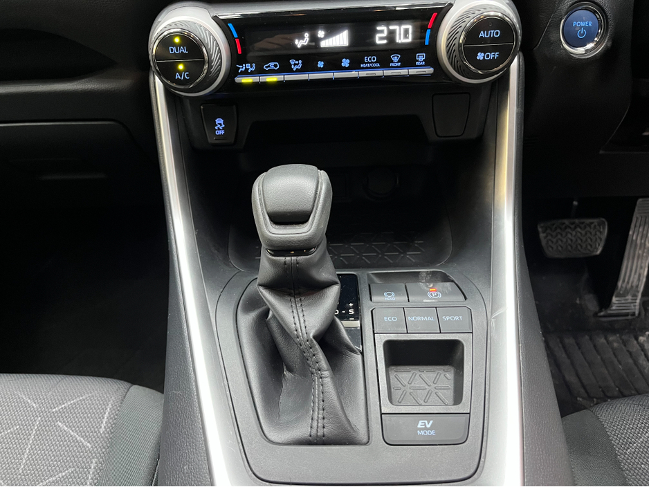 2019 Toyota Rav4 €27950 2019 TOYOTA RAV4 HYBRID X 2.5 AUTOMATIC / CRUISE CONTROL AND MORE €27,950