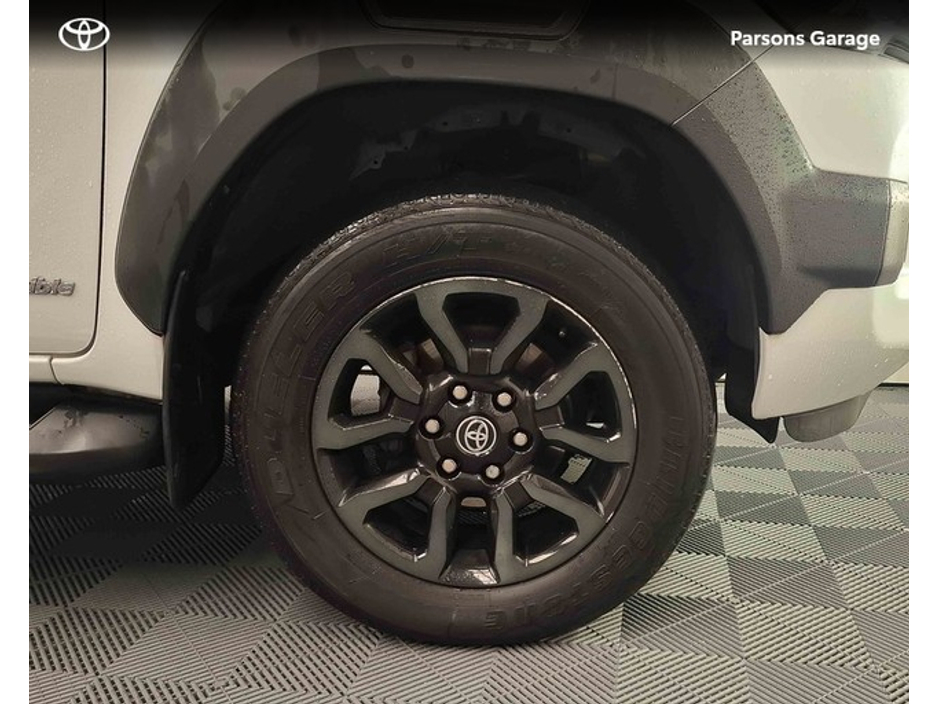 2023 Toyota Hilux HILUX 2.8 INVINCIBLE AUTO