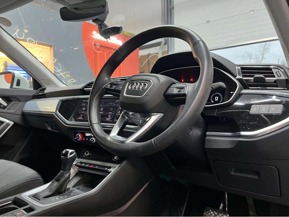 2024 Audi Q3 2024 AUDI Q3 SB 35TDI QUATTRO ADVANCE 2.0 AUTOMATIC / CRUISE CONTROL / 360° PARKING CAMERA / ELECTRIC HEATED SEATS / APPLE CARPLAY