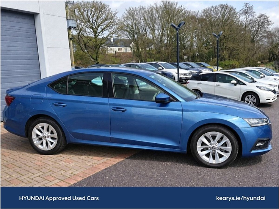 2021 Skoda Octavia - image 7