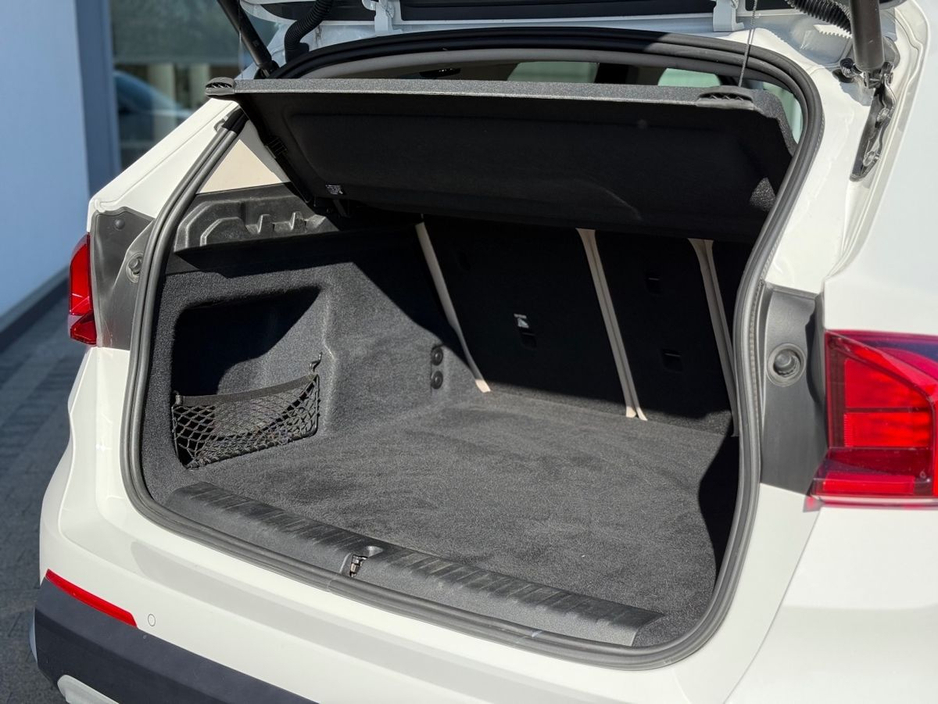 2023 BMW X1 - image 13