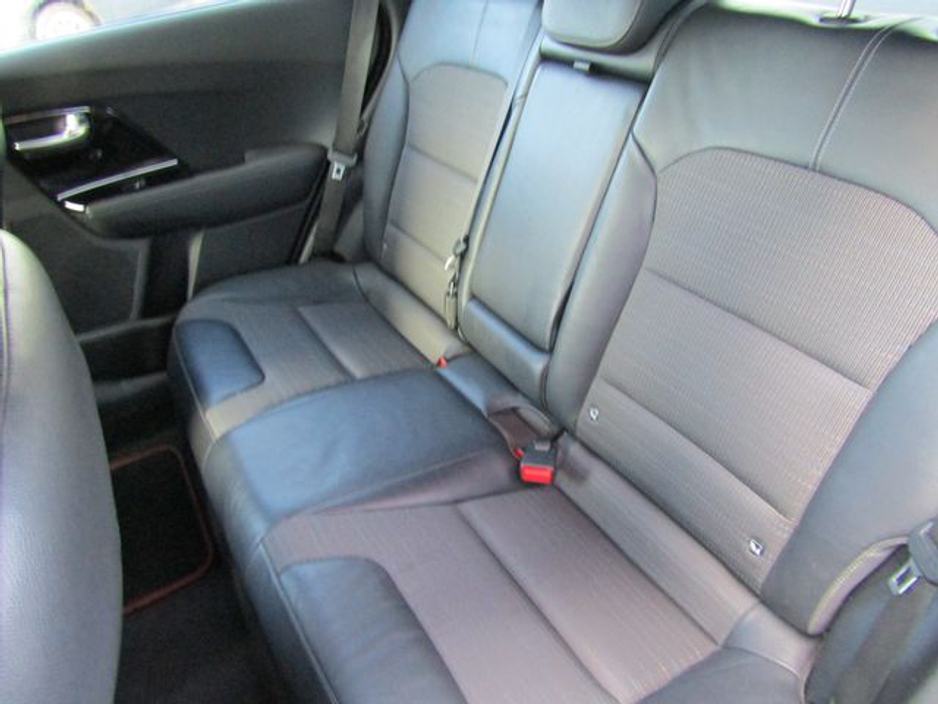 2019 Kia Niro 1.6 GDI 2 104BHP 5DR Auto €17,950