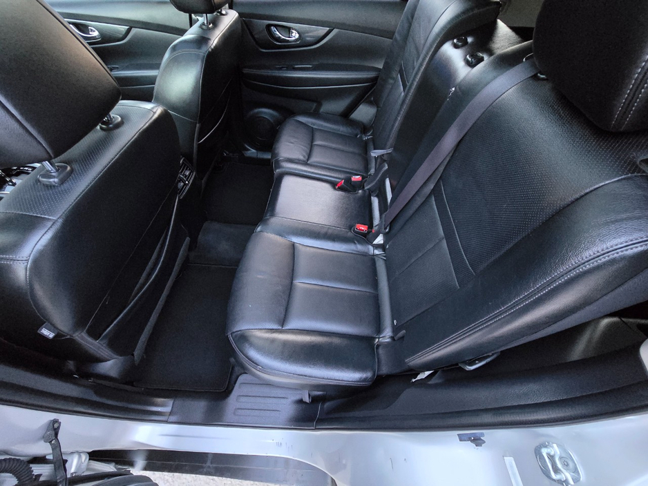 2018 Nissan X-Trail - image 15