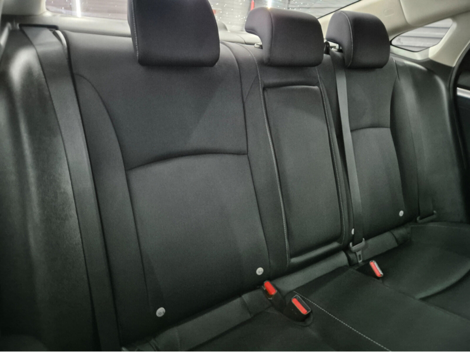 2020 Honda Civic - image 12