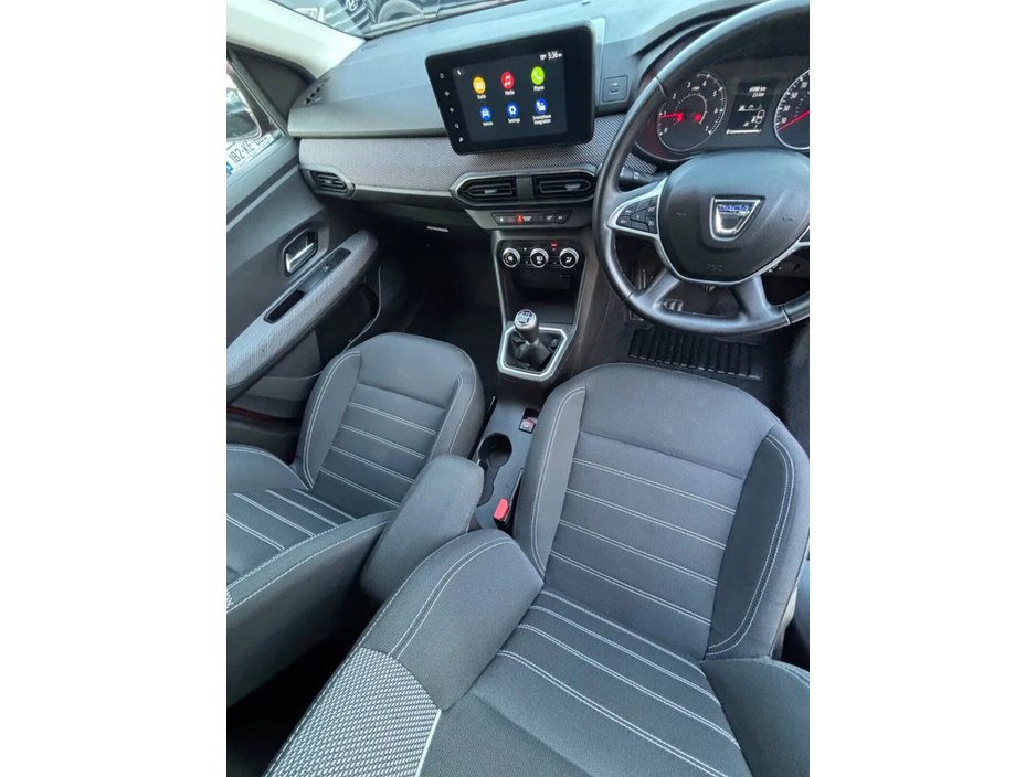 2022 Dacia Jogger - image 22