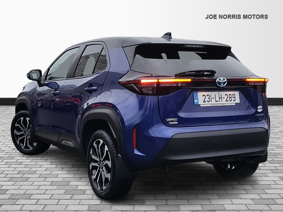 2023 Toyota Yaris CR CROSS LUNA SPORT 4DR AUTO €27,945